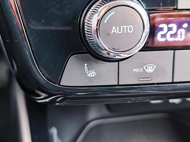 Skoda Fabia Top Selection L 115PS DSG Automatik ACC Abstandstempomat Sitz und Lenkradheizung Spurwechselassistent&nbsp; Adaptive Spurf&uuml;hrung Klimaautomatik Einparkhilfe vorne +hinten + R&uuml;ckfahrkamera Gro&szlig;es digitales Tacho 10" KESSY (KeylesGo) LED Scheinwerfer 