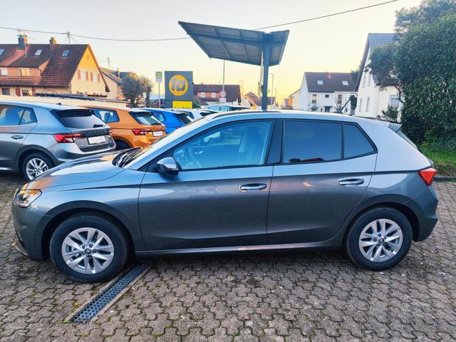 Skoda Fabia 130 Jahre 1.0 TSI 95PS mit Garantie 5 bis 100.000Km Sunset Tempomat Klimaautomatik Sitzheizung SmartLink AndroidAuto Apple CarPlay Digitales Tacho 8" Einparkhilfe hinten R&uuml;ckfahrkamera Leichtmetallfelgen 15" DAB Radio 