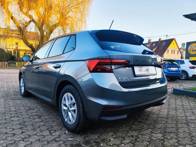Skoda Fabia 130 Jahre 1.0 TSI 95PS mit Garantie 5 bis 100.000Km Sunset Tempomat Klimaautomatik Sitzheizung SmartLink AndroidAuto Apple CarPlay Digitales Tacho 8" Einparkhilfe hinten R&uuml;ckfahrkamera Leichtmetallfelgen 15" DAB Radio 