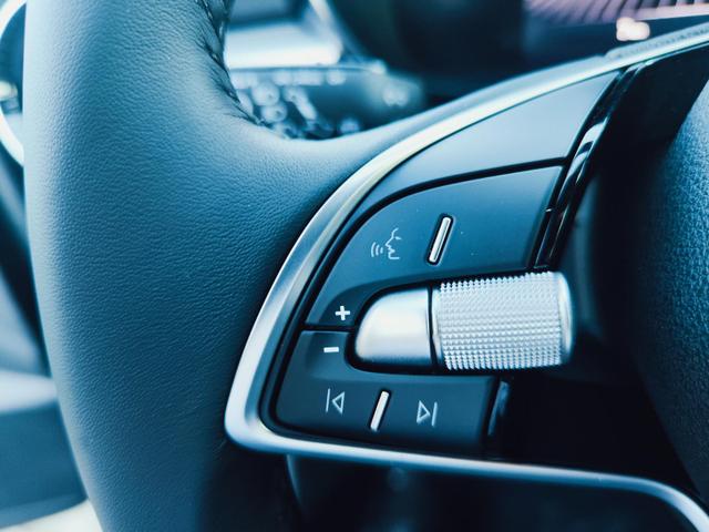 Skoda Fabia 130 Jahre 1.0 TSI 95PS mit Garantie 5 bis 100.000Km Sunset Tempomat Klimaautomatik Sitzheizung SmartLink AndroidAuto Apple CarPlay Digitales Tacho 8" Einparkhilfe hinten R&uuml;ckfahrkamera Leichtmetallfelgen 15" DAB Radio 