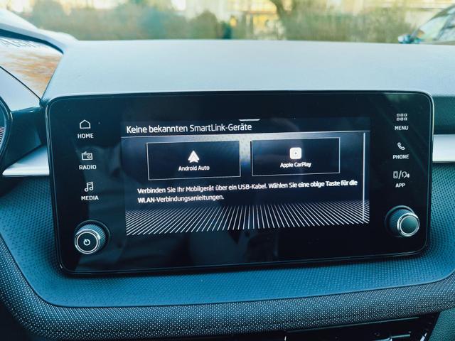 Skoda Fabia 130 Jahre 1.0 TSI 95PS mit Garantie 5 bis 100.000Km Sunset Tempomat Klimaautomatik Sitzheizung SmartLink AndroidAuto Apple CarPlay Digitales Tacho 8" Einparkhilfe hinten R&uuml;ckfahrkamera Leichtmetallfelgen 15" DAB Radio 