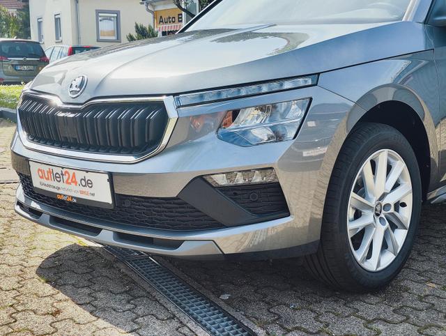 Skoda Kamiq Top Selection 115PS DSG Automatik mit elektrischer Heckklappe Tempomat LED Scheinwerfer Sitzheizung Lenkradheizung Einparkhilfe vorne+hinten R&uuml;ckfahrkamera DAB Radio Kessy Licht und Regensensor 
