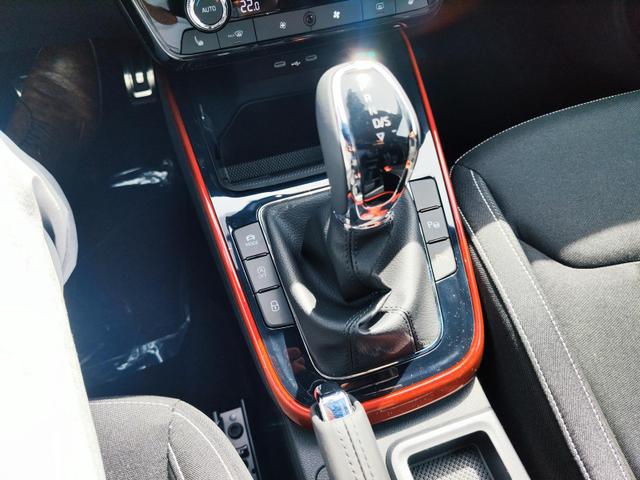 Skoda Fabia Monte Carlo 150 PS DSG Automatik ACC Tot-Winkel Spurf&uuml;hrung LED Scheinwerfer Tempomat Einparkhilfe vorne & hinten R&uuml;ckfahrkamera 2-Zonen Klimaautomatik Kessy Alufelgen Zweifarben Lackierung 