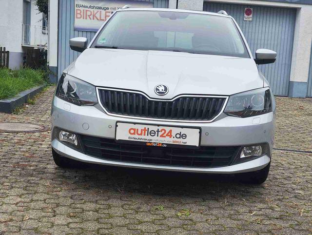 Skoda Fabia Combi 1.2TSI 90PS Tempomat Einparkhilfe v+h Sitzheizung Klimaautmatik SmartLink Android Auto Apple CarPlay Alufelgen mit Ganzjahresreifen Licht und Regensensor Bluetooth Freisprecheinrichtung 