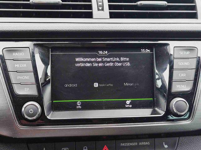 Skoda Fabia Combi 1.2TSI 90PS Tempomat Einparkhilfe v+h Sitzheizung Klimaautmatik SmartLink Android Auto Apple CarPlay Alufelgen mit Ganzjahresreifen Licht und Regensensor Bluetooth Freisprecheinrichtung 