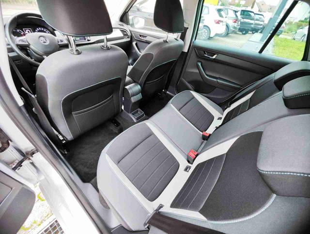 Skoda Fabia Combi 1.2TSI 90PS Tempomat Einparkhilfe v+h Sitzheizung Klimaautmatik SmartLink Android Auto Apple CarPlay Alufelgen mit Ganzjahresreifen Licht und Regensensor Bluetooth Freisprecheinrichtung 