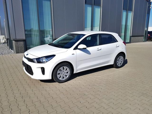 Kia Rio - "Silver" (2) INKLUSIVE ZUS&Auml;TZLICH 4 WINTERREIFEN! 1.2 MPi 62KW/84PS, WEISS, RADIO/USB/BT/DAB KLIMA ALARM LICHTSENSOR RESERVERAD ZENTRALVERR. + FERNBEDIENUNG ELEKTR. FENSTERHEBER VORNE