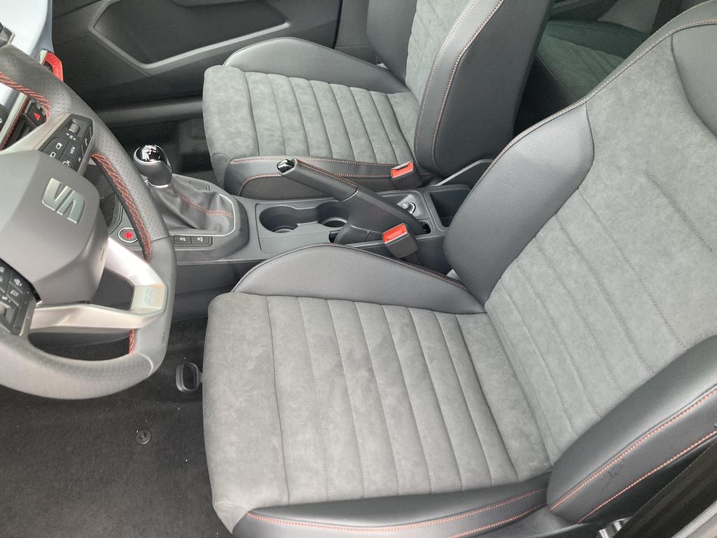 Seat Ibiza FR 1 0 TSI 110PS 4 Jahre Garantie Magnetic Grau Metallic 