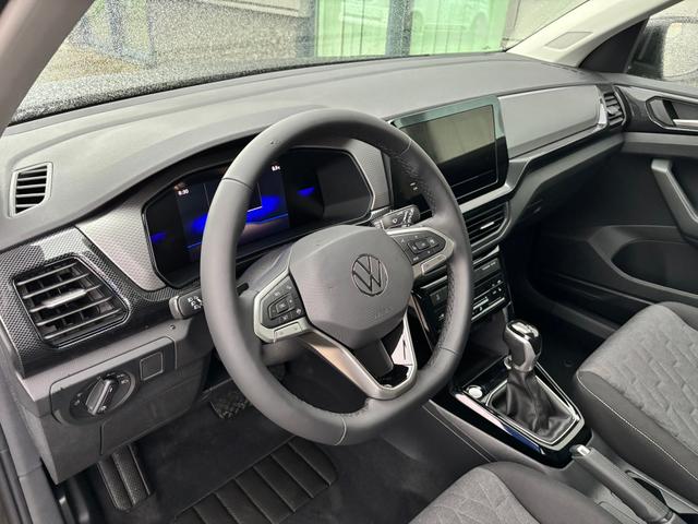 Volkswagen T-Cross Limited 1.0 TSI 95PS, 17"Alu, Rückfahrkamera, Keyless Access, Abgedunkelte Scheiben, Sicht-Paket, Metallic, Parksensoren vo/hi, LED-Scheinwerfer, Radio Composition 8", App-Connect, Klima, M-Lederlenkrad, Digitales Cockpit, Dachreling 