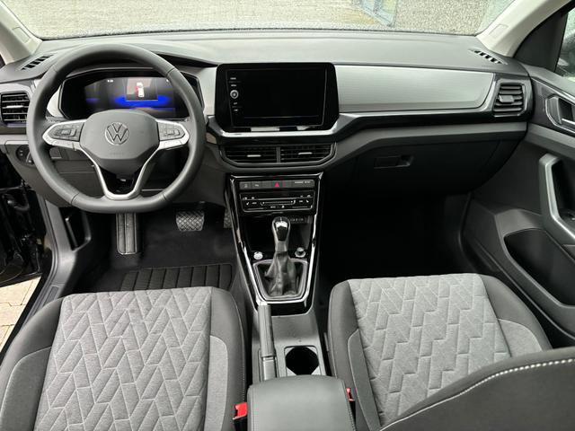 Volkswagen T-Cross Limited 1.0 TSI 95PS, 17"Alu, Rückfahrkamera, Keyless Access, Abgedunkelte Scheiben, Sicht-Paket, Metallic, Parksensoren vo/hi, LED-Scheinwerfer, Radio Composition 8", App-Connect, Klima, M-Lederlenkrad, Digitales Cockpit, Dachreling 