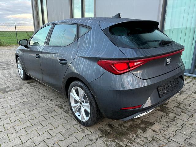 Seat Leon Style 1.5 eTSI Mild-Hybrid 150PS DSG/AUTOMATIK, 5 Jahre Garantie, 16" Alu, Climatronic, Parksensoren vorn/hinten, Media System PLUS 10,4"/Bluetooth, Tempomat, Full Digital Cockpit, LED-Scheinwerfer, M-Lederlenkrad, Reserverad, Verkehrszeichenerkennung 