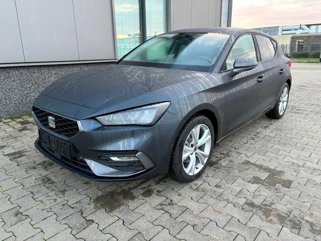 Seat Leon - Style 1.5 eTSI Mild-Hybrid 150PS DSG/AUTOMATIK, 5 Jahre Garantie, 16" Alu, Climatronic, Parksensoren vorn/hinten, Media System PLUS 10,4"/Bluetooth, Tempomat, Full Digital Cockpit, LED-Scheinwerfer, M-Lederlenkrad, Reserverad, Verkehrszeichenerkennung