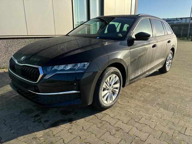 Skoda Octavia Combi Exclusive Selection 2.0 TSI 204PS 4x4 DSG, 18" Alu, LEDER, MATRIX-LED, NAVI 13", Head-Up-Display, Side Assist, CANTON-SOUND, Panorama-Kamera, Elektr. Heckklappe, Kessy+Alarm, Beheizte Frontscheibe, Winterpaket, SunSet 