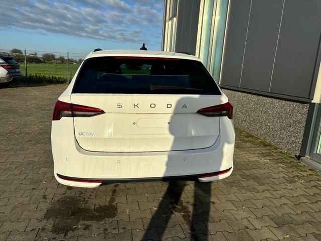 Skoda Octavia Combi Exclusive Selection 2.0 TSI 204PS 4x4 DSG, 18" Alu, LEDER, MATRIX-LED, NAVI 13", Head-Up-Display, Side Assist, CANTON-SOUND, Panorama-Kamera, Elektr. Heckklappe, Kessy+Alarm, Beheizte Frontscheibe, Winterpaket, SunSet 