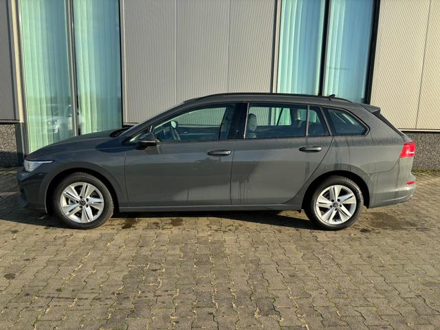 Volkswagen Golf Variant LIFE 2.0 TDI 150PS DSG, 16" Alufelgen "Norfolk", Adaptiver Tempomat ACC, Sicht-Paket, Digital Cockpit Pro, LED-Scheinwerfer, Radio Composition 10,3" + Wireless App-Connect, Parksensoren vorne und hinten, Climatronic, M-Lederlenkrad, Reserverad, Dachreling 