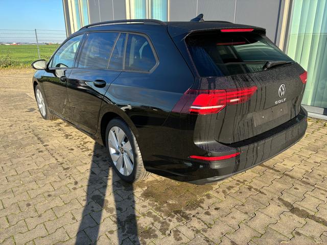 Volkswagen Golf Variant LIFE 2.0 TDI 150PS DSG, 16" Alufelgen "Norfolk", Adaptiver Tempomat ACC, Sicht-Paket, Digital Cockpit Pro, LED-Scheinwerfer, Radio Composition 10,3" + Wireless App-Connect, Parksensoren vorne und hinten, Climatronic, M-Lederlenkrad, Reserverad, Dachreling 