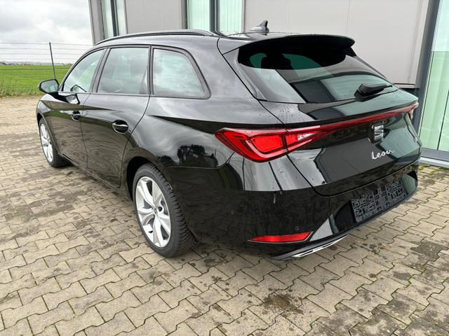 Seat Leon Sportstourer Style Family 2.0 TDI 115PS, 5J Garantie, 16" Alu, 3-Zonen-Climatronic, Winterpaket, Rückfahrkamera, Parksensoren vorn/hinten, Adaptiver Tempomat, Fernlichtassistent, Media System PLUS 10,4", Full Digital Cockpit, LED-Scheinwerfer 