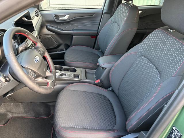 Ford Kuga Titanium 1.5 EcoBoost 150PS, 5 Jahre Garantie, 17" Alu, Navigation 13"-Display, Parksensoren vorne/hinten, Rückfahrkamera, Climatronic, Privacy-Glas, Key-Free-System, Tempomat, LED-Scheinwerfer 