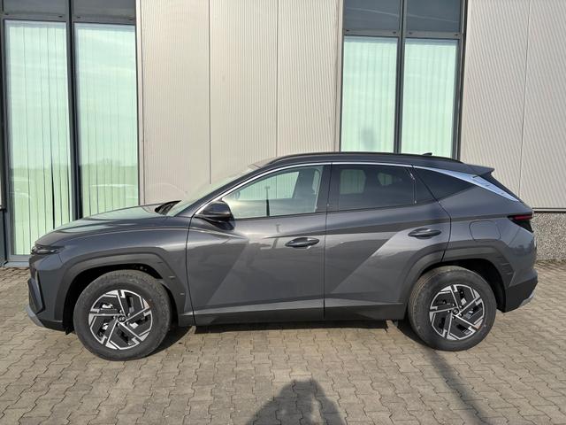 Hyundai TUCSON - Comfort 1.6 T-GDI 160PS, 5 Jahre Garantie, Navigationssystem 12,3", Bi-LED-Scheinwerfer, 17" Alu, Parksensoren vorne/hinten, Rückfahrkamera, Tempomat, Klimaanlage, Smart Key, Alarm