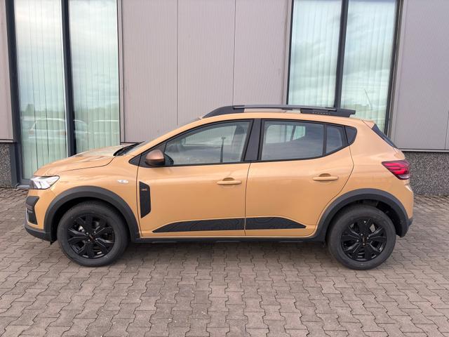 Dacia Sandero Stepway Extreme 1.0 ECO-G 100 (BENZIN / LPG-GASANLAGE), Beige-Metallic, Sitzheizung, 16" Alufelgen, Klimaautomatik, Parksensoren hinten, Rückfahrkamera, Hands-free, Radio 8"/DAB/Bluetooth/Smartphone-Applikation, Kunstleder-Lenkrad, Nebelscheinwerfer, Tempomat, Dachrelin 