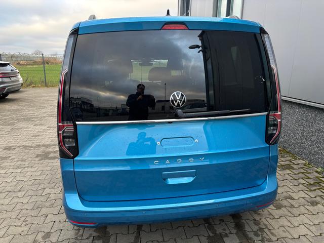 Volkswagen Caddy Style 1.5 TSI 115PS DSG/AUTOMATIK, Costa-Azul, 17" Alu/Ganzjahresreifen, Winterpaket, ACC-Tempomat, Toter-Winkel, ParkAssist, Parksensoren vo/hi, Rückfahrkamera, Radio Ready2Discover 10" + Wireless AppConnect, Climatronic, Abgedunkelte Scheiben, M-Lederlenkrad 