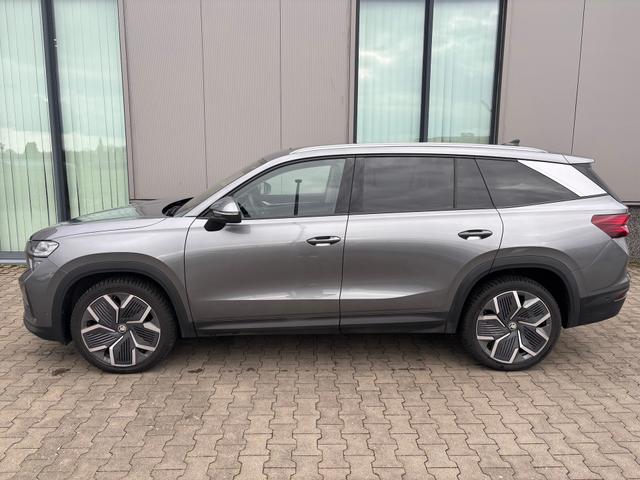 Skoda Kodiaq - 2.0 TDI 193PS ALLRAD DSG, 5J Garantie*, Grau-Met, Leder, 20"Alu, Massage+Belüftung+SHZ, STANDHEIZUNG, AHK, PANORAMADACH, NAVI, CANTON, Elektr. Heckklappe, MATRIX-LED, Alarm, Panoramakamera, ParkAssist, Climatronic, Kessy, ACC, DCC, Head-up