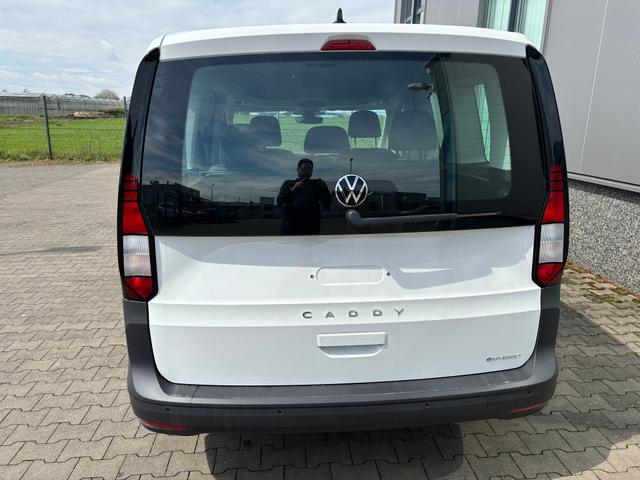 Volkswagen Caddy Style 1.5 TSI 115PS DSG (AUTOMATIK) PLUG-IN-HYBRID MAXI 7-Sitzer LANGER RADSTAND, 17" Alu, Dachreling, Climatronic, Parksensoren vorn/hinten, Rückfahrkamera, Privacy-Glas, LED-Scheinwerfer, Tempomat, Schiebetüre rechts und links, Heckklappe, Radio Ready2Disco 