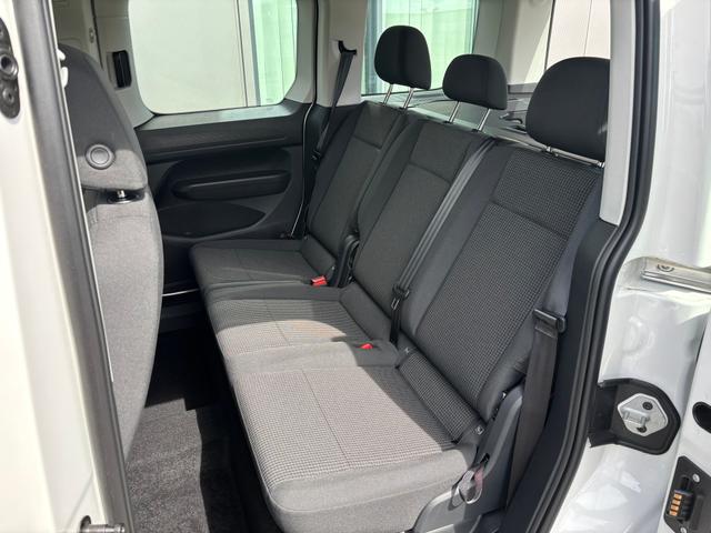 Volkswagen Caddy Style 1.5 TSI 115PS DSG (AUTOMATIK) PLUG-IN-HYBRID MAXI 7-Sitzer LANGER RADSTAND, 17" Alu, Dachreling, Climatronic, Parksensoren vorn/hinten, Rückfahrkamera, Privacy-Glas, LED-Scheinwerfer, Tempomat, Schiebetüre rechts und links, Heckklappe, Radio Ready2Disco 