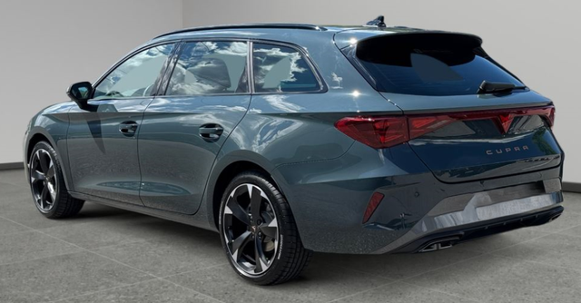 Cupra Leon Sportstourer Basis 2.0 TSI 204PS DSG (AUTOMATIK) 4DRIVE (ALLRAD) , 5 Jahre Garantie, Elektr. Heckklappe, Dachreling, 18" Alu, Voll-LED-Scheinwerfer, 3Z-Climatronic, ACC/Tempomat, Digitales Cockpit, Full Link, Parksensoren v/h, Privacy-Glas, Multifunktions-Lederlenkrad, NSW 