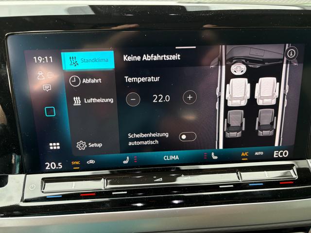 Volkswagen T7 California Ocean 1.5 eHybrid (PLUG-IN-HYBRID) 245PS ALLRAD DSG (AUTOMATIK), 17" Alu, ELEKTRISCHES Aufstelldach, Privacy-Glas, 3-Zonen-Climatronic, KÜCHE, Standheizung, Sitzheizung, Parksensoren vorne und hinten, Digital Cockpit Pro, Radio Ready2Discover 10" + Wireless Ap 