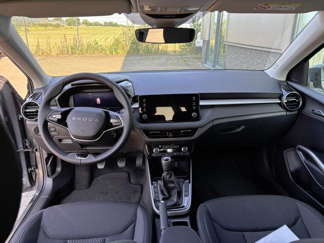 Skoda Fabia Sondermodell 130 Jahre PREMIUM 1.0 TSI 95PS, Grau-Metallic, 16" ALU, SunSet, Parksensoren vo/hi, Kamera, Kessy, Alarm, Toter-Winkel, Virtual Cockpit 10", LED-Scheinwerfer, M-Lederlenkrad beheizt, NSW Sitzheizung, Tempomat, Climatronic, Infotainment 8"+Smartlink 