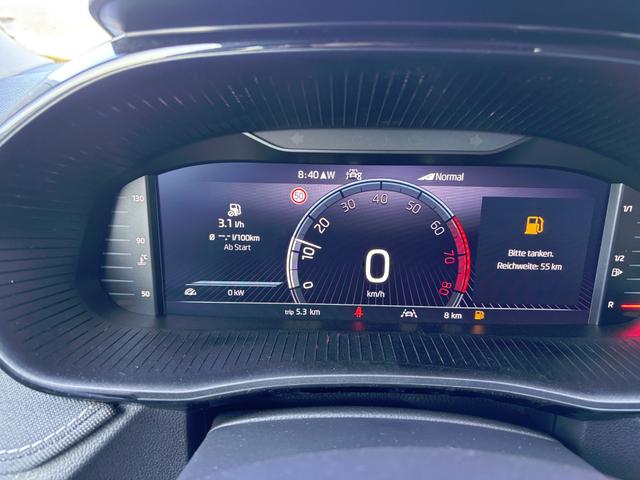 Skoda Fabia Sondermodell 130 Jahre PREMIUM 1.0 TSI 95PS, Grau-Metallic, 16" ALU, SunSet, Parksensoren vo/hi, Kamera, Kessy, Alarm, Toter-Winkel, Virtual Cockpit 10", LED-Scheinwerfer, M-Lederlenkrad beheizt, NSW Sitzheizung, Tempomat, Climatronic, Infotainment 8"+Smartlink 