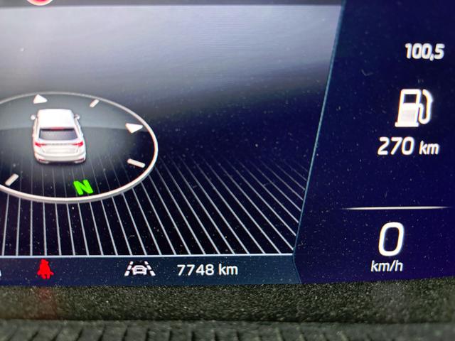 Skoda Fabia Sondermodell 130 Jahre PREMIUM 1.0 TSI 116PS DSG/AUTOMATIK, Allwetterreifen, Schwarz-Met,, 16" ALU, SunSet, Parksensoren vo/hi, Kamera, Kessy, Alarm, Toter-Winkel, Virtual Cockpit 10", LED-Scheinwerfer, M-Lederlenkrad beheizt, NSW Sitzheizung, Tempomat, Climatronic, Infotainment 8"+Sma 