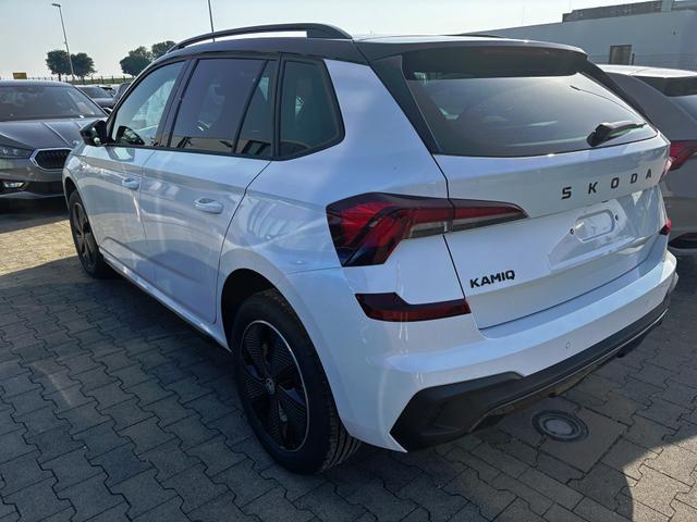 Skoda Kamiq - Monte Carlo 1.5 TSI 150PS DSG/AUTOMATIK, MOON-WHITE METALLIC, Panoramadach, 17"Alu, Matrix-LED, Parksensoren v/h, Kamera, Tempomat, Virtual Cockpit, Kessy, Winter-Paket, Climatronic, Radio 8", SmartLink, Color Concept, NSW, Dachreling, Sport-M-Lederlenkrad beheizt