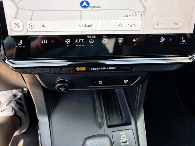 Ford Puma ST-Line 1.0 125PS AUTOMATIK, SOLAR-SILVER-METALLIC, 5 Jahre Garantie, Winterpaket: Sitzheizung, Beheizte Frontscheibe, 17" Alufelgen, Klimaautomatik, NAVIGATION 12", Parksensoren hinten, Rückfahrkamera, Voll-LED-Scheinwerfer, Tempomat 