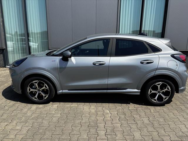 Ford Puma ST-Line 1.0 125PS AUTOMATIK, SOLAR-SILVER-METALLIC, 5 Jahre Garantie, Winterpaket: Sitzheizung, Beheizte Frontscheibe, 17" Alufelgen, Klimaautomatik, NAVIGATION 12", Parksensoren hinten, Rückfahrkamera, Voll-LED-Scheinwerfer, Tempomat 