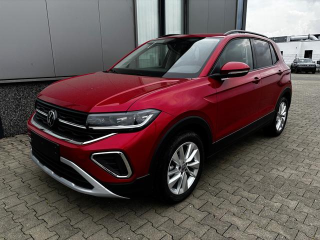 Volkswagen T-Cross - LIFE 1.0 TSI 115PS DSG/AUTOMATIK, Kings-Red-Metallic, Parksensoren hinten, Rückfahrkamera, Privacy-Glas, Sitzheizung, Climatronic, IQ LIGHT MATRIX-LED, Radio Ready2Discover+Wireless App-Connect, 17" Alu, KEYLESS, Lendenwirbelstütze, M-Lederlenkrad, Dachrelin