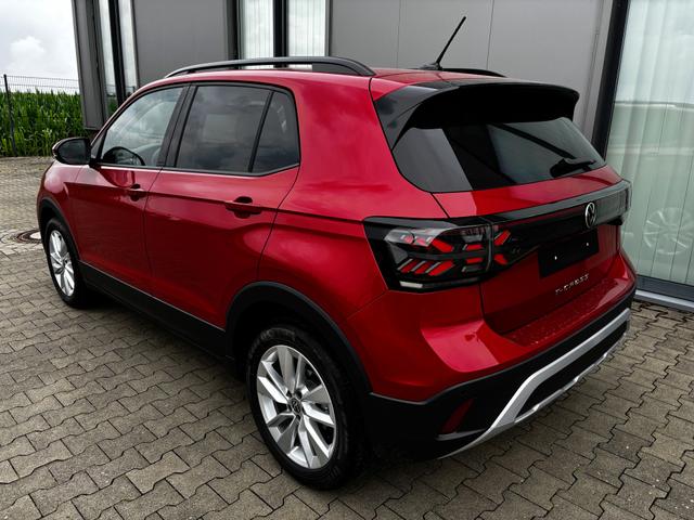 Volkswagen T-Cross LIFE 1.0 TSI 115PS DSG/AUTOMATIK, Kings-Red-Metallic, Parksensoren hinten, Rückfahrkamera, Privacy-Glas, Sitzheizung, Climatronic, IQ LIGHT MATRIX-LED, Radio Ready2Discover+Wireless App-Connect, 17" Alu, KEYLESS, Lendenwirbelstütze, M-Lederlenkrad, Dachrelin 