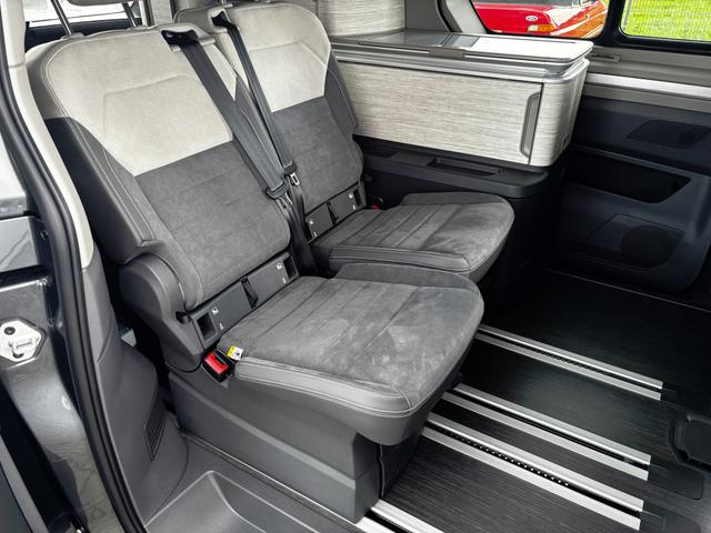Volkswagen T7 California Ocean 1.5 eHybrid (PLUG-IN-HYBRID) 245PS ALLRAD DSG (AUTOMATIK), 17" Alu, ELEKTRISCHES Aufstelldach, Privacy-Glas, 3-Zonen-Climatronic, KÜCHE, Standheizung, Sitzheizung, Parksensoren vorne und hinten, Digital Cockpit Pro, Radio 10"+App, SIDE ASSIST, ACC, 