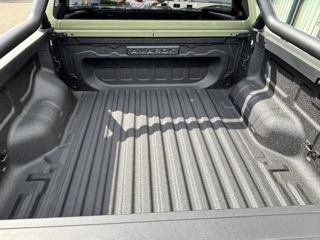 Volkswagen Amarok PanAmericana 3.0 TDI V6 241PS AUTOMATIK, 5J GARANTIE, DIVERSE Metallic, STANDHEIZUNG, AHK, HOHLRAUMKONSER., M-Lederlenkrad beheizt, ACC, 18" Alu, Lederpolster, Sitzheizung, Climatronic, IQ Light MATRIX, Privacy-Glas, Parksensoren vo/hi, Kamera, Navigation, Soundsystem 