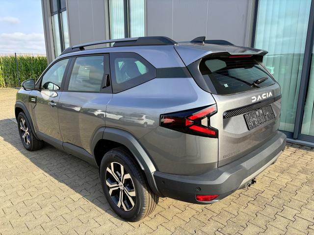 Dacia Bigster Essential 1.2 TCe 140 Mild-Hybrid (2), 17" Alufelgen, Klimaanlage, Radio 10", Parksensoren hinten, Rückfahrkamera, Tempomat, Lederlenkrad, Dachreling 