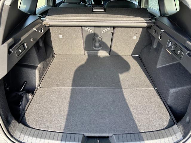 Dacia Bigster Essential 1.2 TCe 140 Mild-Hybrid (2), 17" Alufelgen, Klimaanlage, Radio 10", Parksensoren hinten, Rückfahrkamera, Tempomat, Lederlenkrad, Dachreling 