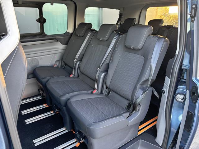 Ford Tourneo Custom Trend 2.0 TDCi 136PS L1H1, 5 Jahre Garantie, 8 Plätze, AHK, 2 Schiebetüren, Privacy, Metallic, 16" Alu + Allwetter, PDC vo/hi, Kamera, LED-Scheinwerfer, Keyless, Beheizte Frontscheibe, Radio 13", AndroidAuto/Apple CarPlay, Tempomat, 3-Zonen-Klimaautomatik 
