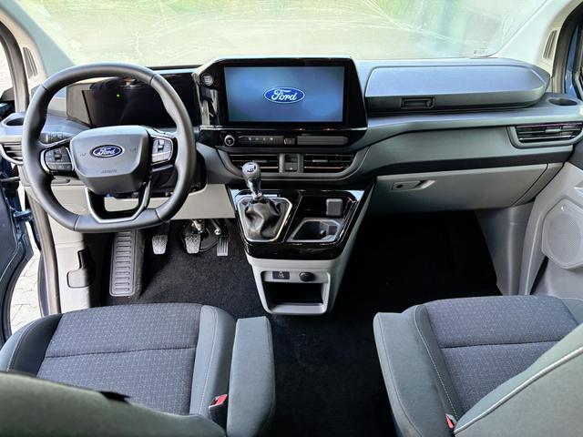 Ford Tourneo Custom Trend 2.0 TDCi 136PS L1H1, 5 Jahre Garantie, 8 Plätze, AHK, 2 Schiebetüren, Privacy, Metallic, 16" Alu + Allwetter, PDC vo/hi, Kamera, LED-Scheinwerfer, Keyless, Beheizte Frontscheibe, Radio 13", AndroidAuto/Apple CarPlay, Tempomat, 3-Zonen-Klimaautomatik 