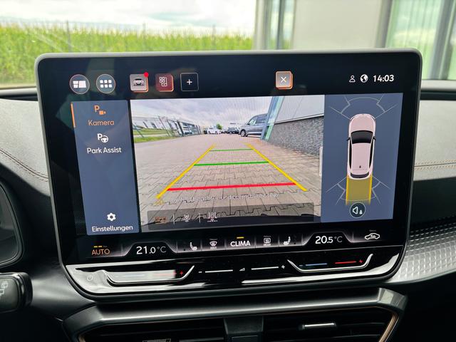 Cupra Leon Basis 1.5 TSI 150PS 6-Gang, 5 Jahre Garantie, 18" Alufelgen, Voll-LED-Scheinwerfer, 3Z-Climatronic, ACC/Tempomat, Digitales Cockpit, Full Link, Parksensoren v/h, Privacy-Glas, Multifunktions-Lederlenkrad, LED-Nebelscheinwerfer 