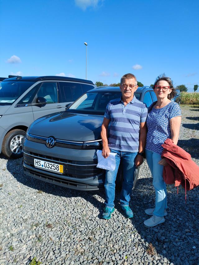 Fahrzeugübergabe eines VW Tiguan 