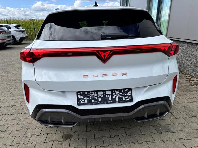 Cupra Terramar Basis 1.5 e-TSI 150PS DSG, 5 Jahre Garantie, 18" Alu, Climatronic, Parksensoren vorn/hinten, Rückfahrkamera, Tempomat, Media 12,9" + Full Link, M-Lederlenkrad, Dachreling, LED-Scheinwerfer 