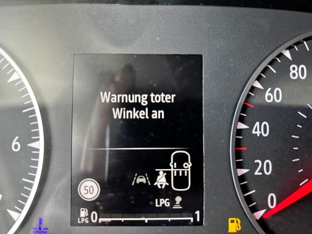 Dacia Sandero Expression 1.0 ECO-G 100 BENZIN/LPG-GASANLAGE, Weiß, Klimaanlage, NAVIGATIONSSYSTEM 8", Parksensoren VORNE + HINTEN, RÜCKFAHRKAMERA, TOTER-WINKEL-WARNER, Nebelscheinwerfer, Tempomat, Lederlenkrad, Armlehne, Spiegel elektr. einstell-/beheizbar, ZV mit Fernbedienung 