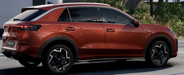 Volkswagen T-Roc LIFE 1.5 eTSI mild-hybrid 116PS DSG (AUTOMATIK), 16" Alufelgen, ACC Tempomat, Climatronic, Rückfahrkamera, Parksensoren vorne/hinten, Radio 12,9" + Wireless App-Connect, Toter-Winkel-Warner, M-Lederlenkrad, Armlehne vorn, LED-Scheinwerfer, Dachreling 