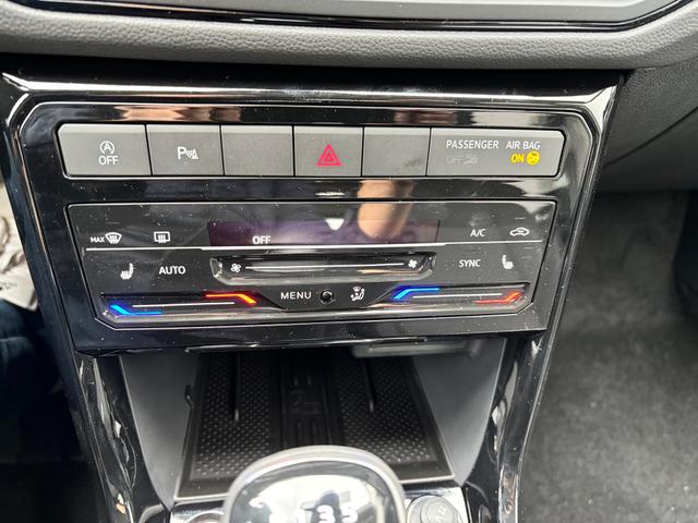 Volkswagen T-Cross Limited 1.0 TSI 115PS, 5 JAHRE GARANTIE, ANHÄNGERKUPPLUNG, NAVI 8", 17" Alu / Ganzjahresreifen, Climatronic, Sitzheizung, Parksensoren vo/hi + Kamera, Keyless, Privacy-Glas, Deep-Black Perleffekt, Dachreling, Sicht-Paket, Lendenwirbelstützen vorn 